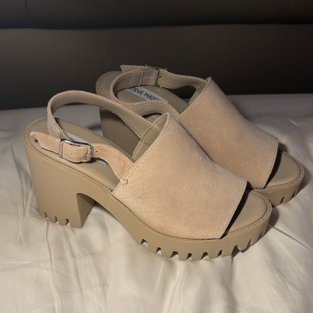 Steve Madden Women's Tan Platform Mules